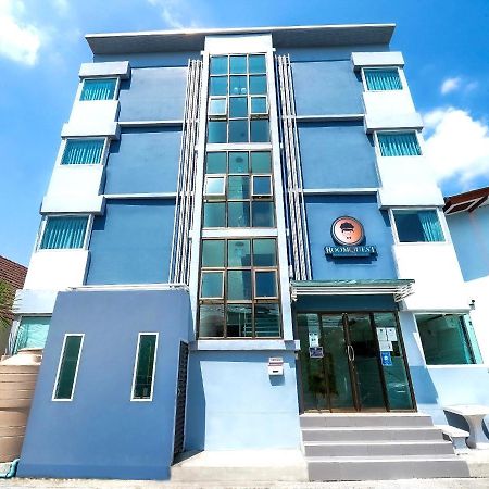 Roomquest Suvarnabhumi Ladkrabang 42 バンコク都 エクステリア 写真