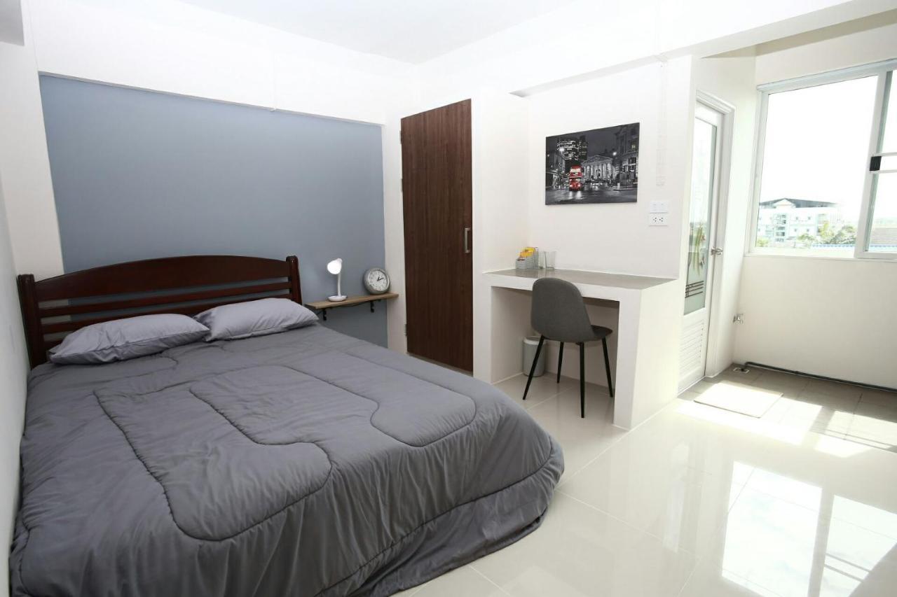 Roomquest Suvarnabhumi Ladkrabang 42 バンコク都 エクステリア 写真